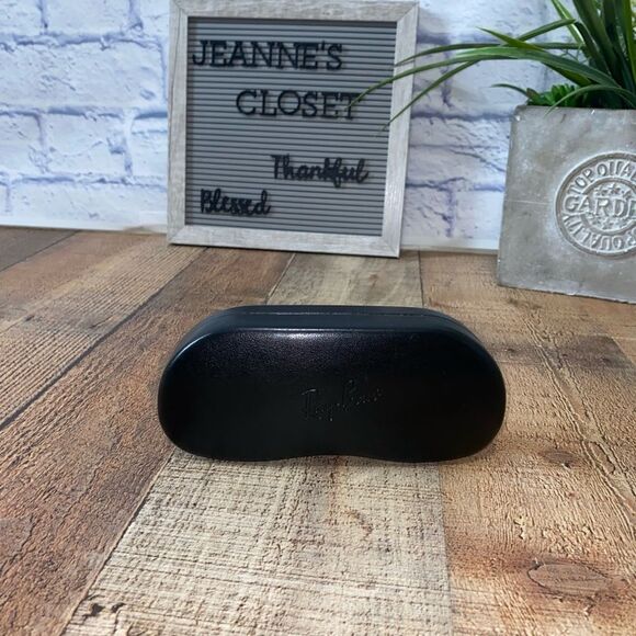 Ray ban hard shell sunglasses case black w dust cloth - Picture 7 of 8
